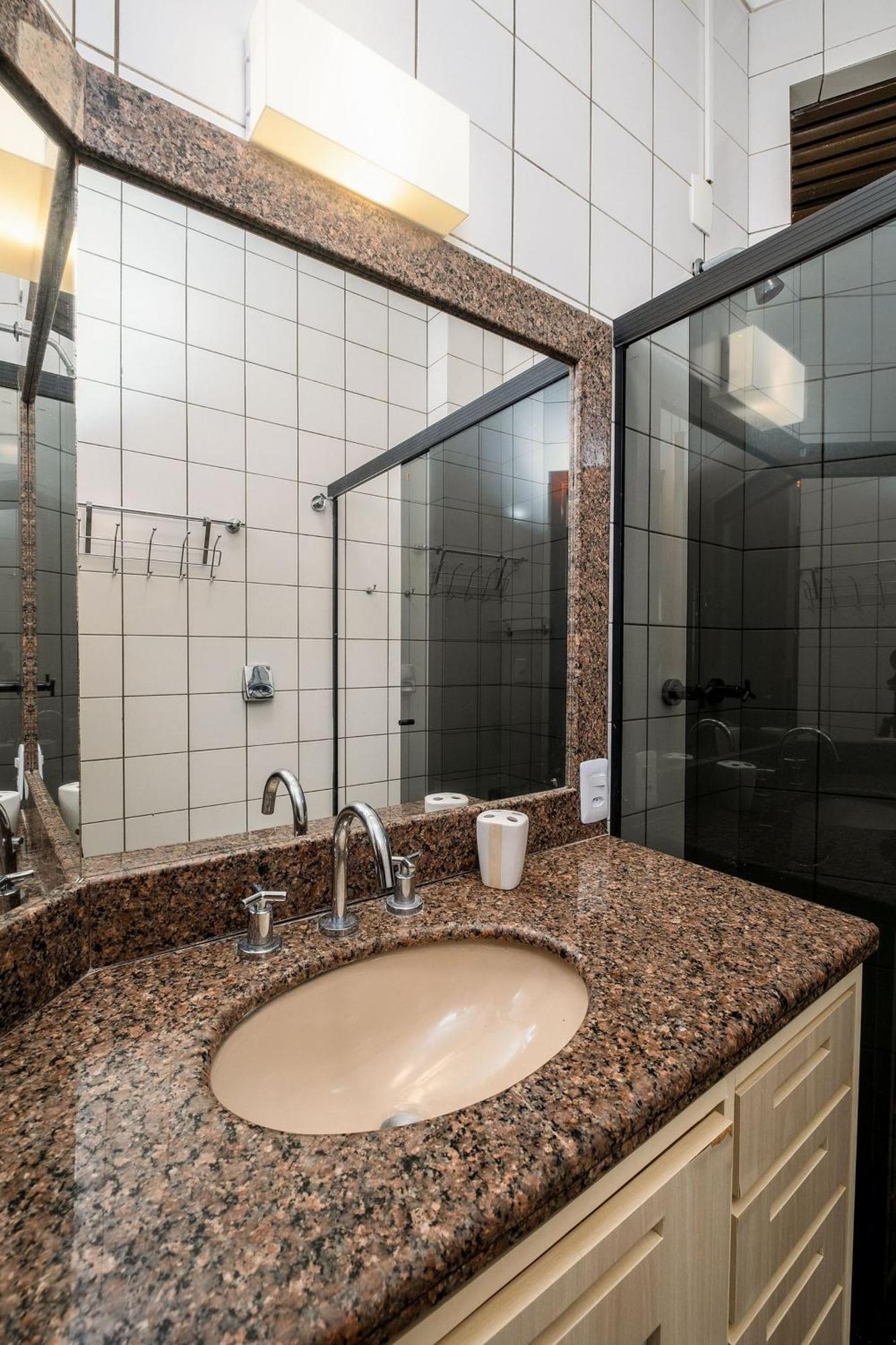 Apartamento Beira-mar Em Ingleses Norte - Por