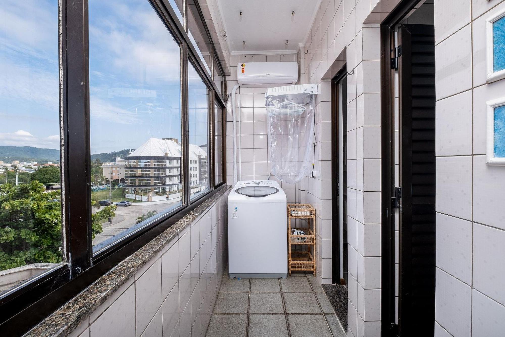 Apartamento Beira-mar Em Ingleses Norte - Por